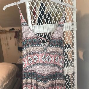 Criss Cross V Neck Romper